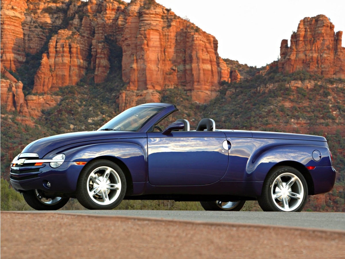 2005 Chevrolet SSR's photo