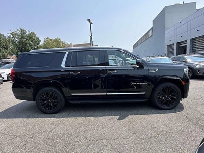 2022 GMC Yukon XL SLT