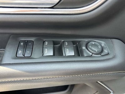 2022 GMC Yukon XL SLT