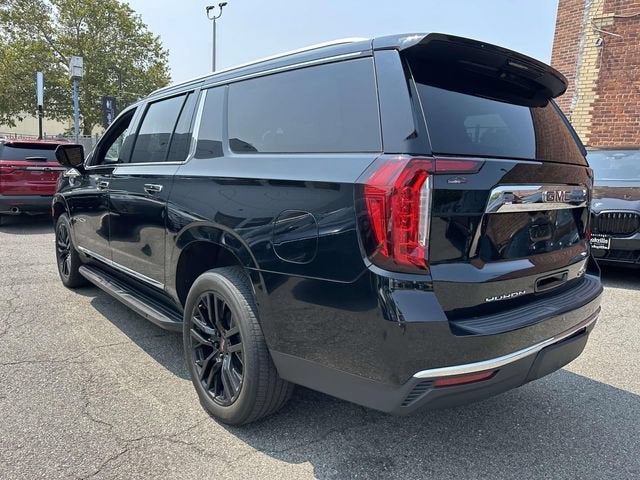 2022 GMC Yukon XL SLT