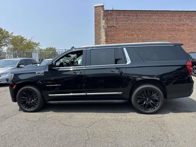 2022 GMC Yukon XL SLT