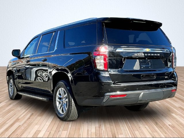 2024 Chevrolet Suburban LT