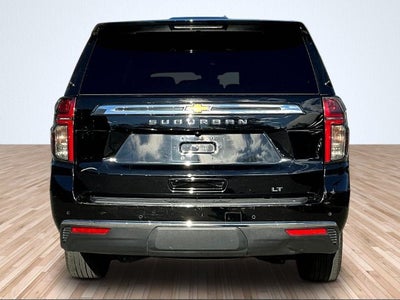 2024 Chevrolet Suburban LT