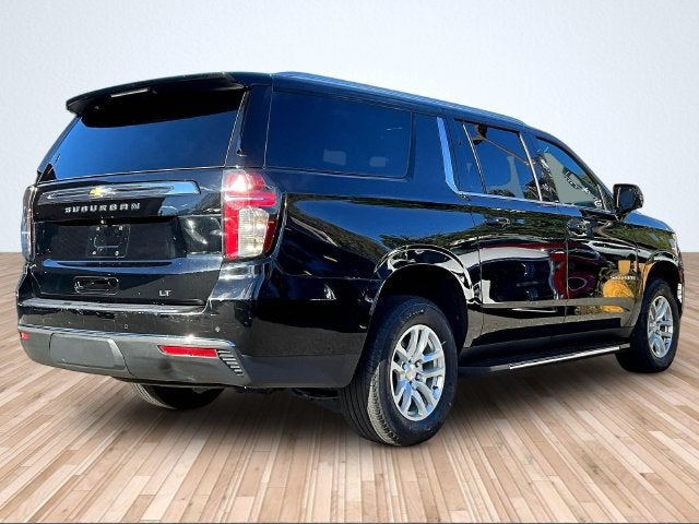 2024 Chevrolet Suburban LT