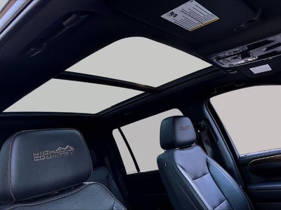 2023 Chevrolet Suburban High Country