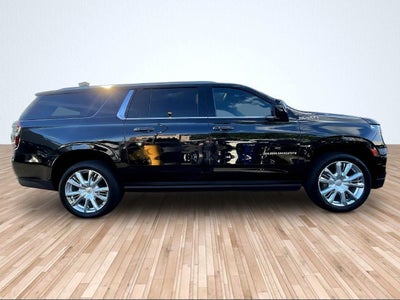 2023 Chevrolet Suburban High Country