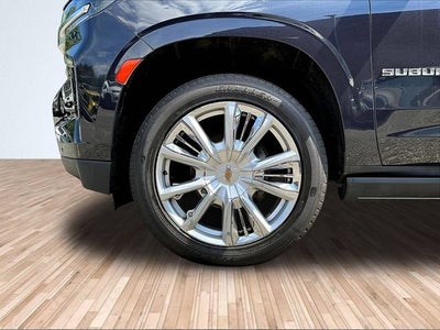 2023 Chevrolet Suburban High Country