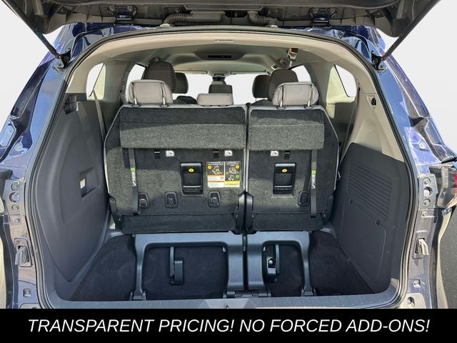 2023 Toyota Sienna LE 8 Passenger