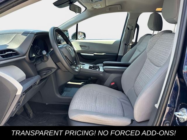 2023 Toyota Sienna LE 8 Passenger