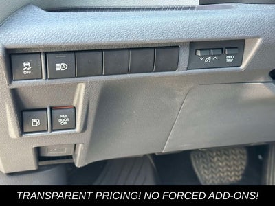 2023 Toyota Sienna LE 8 Passenger