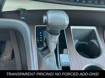 2023 Toyota Sienna LE 8 Passenger