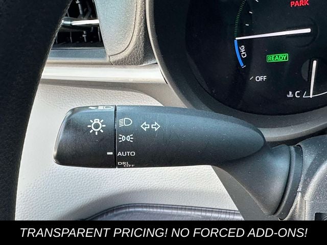2023 Toyota Sienna LE 8 Passenger