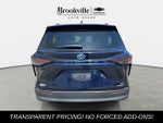 2023 Toyota Sienna LE 8 Passenger
