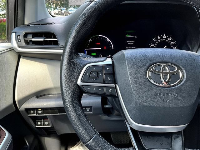 2023 Toyota Sienna XLE