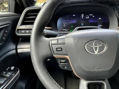 2025 Toyota Crown Signia XLE