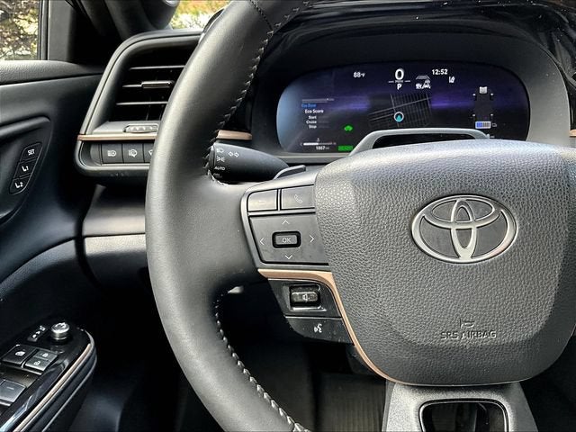 2025 Toyota Crown Signia XLE