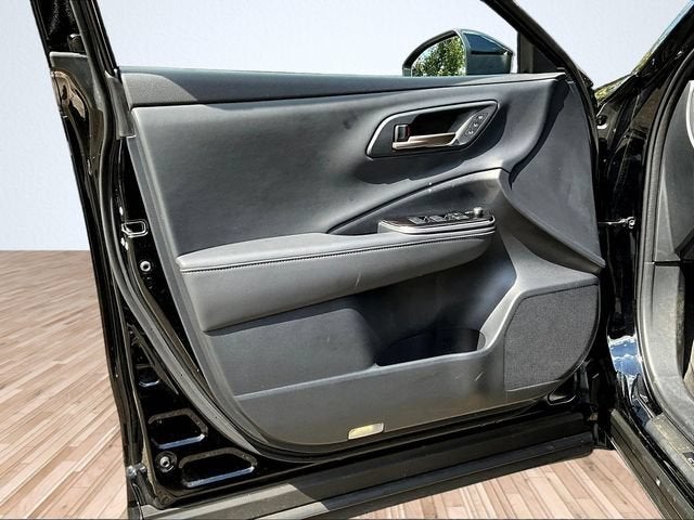 2025 Toyota Crown Signia XLE