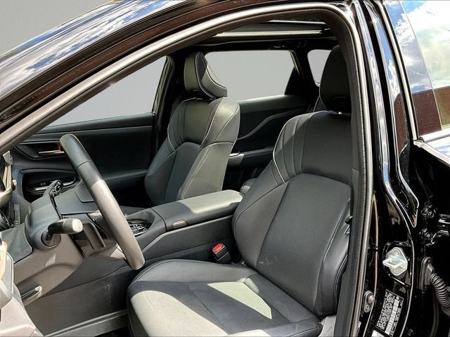2025 Toyota Crown Signia XLE