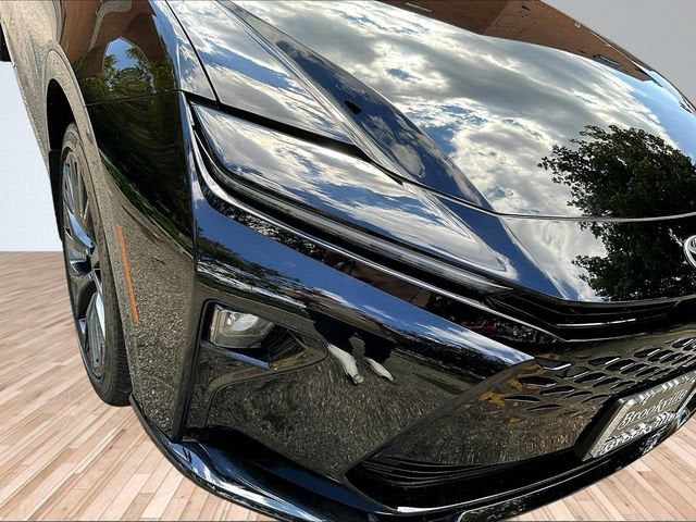 2025 Toyota Crown Signia XLE