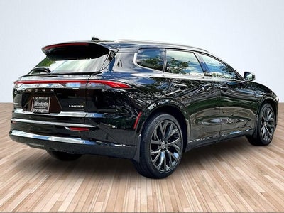 2025 Toyota Crown Signia XLE